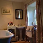 Orchard بيت ضيافة 4*